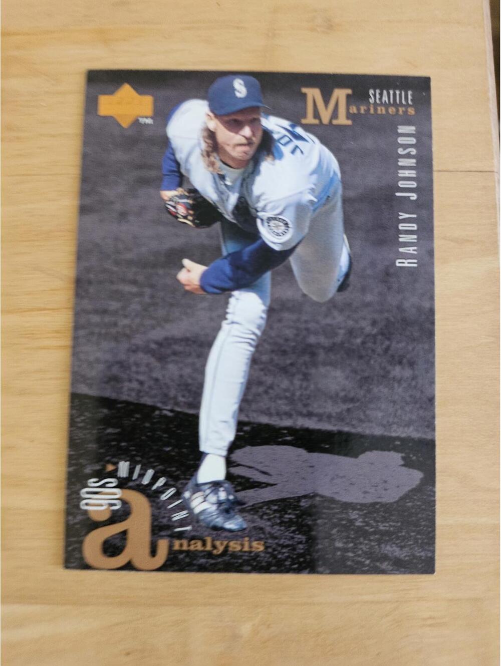 1995 Upper Deck #102 - Randy Johnson - Seattle Mariners
